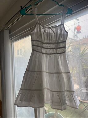 Sunday Best White Smocked Strapless Top